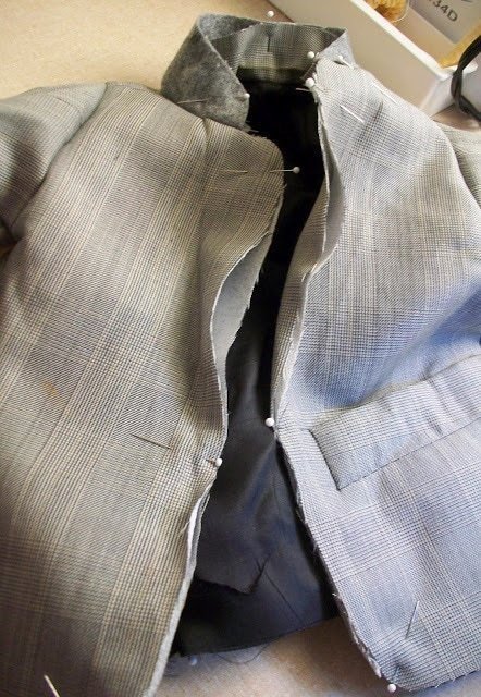 FREE PATTERN: Little Boy Suit Jacket