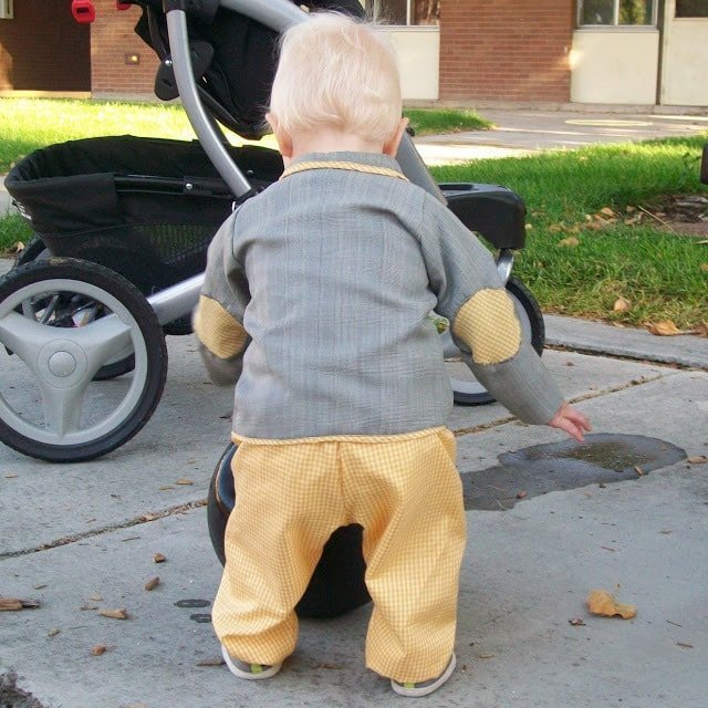 FREE PATTERN: Little Boy Suit Jacket