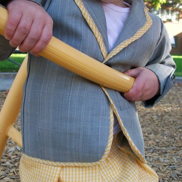 FREE PATTERN: Little Boy Suit Jacket