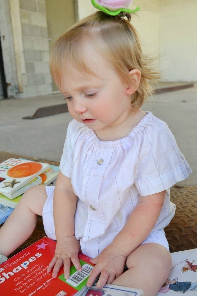 How to Upcycle: Baby Peasant-Style Dress with Button Placket // DIY Sew