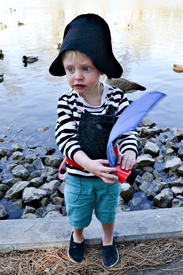 pirate costume for boy