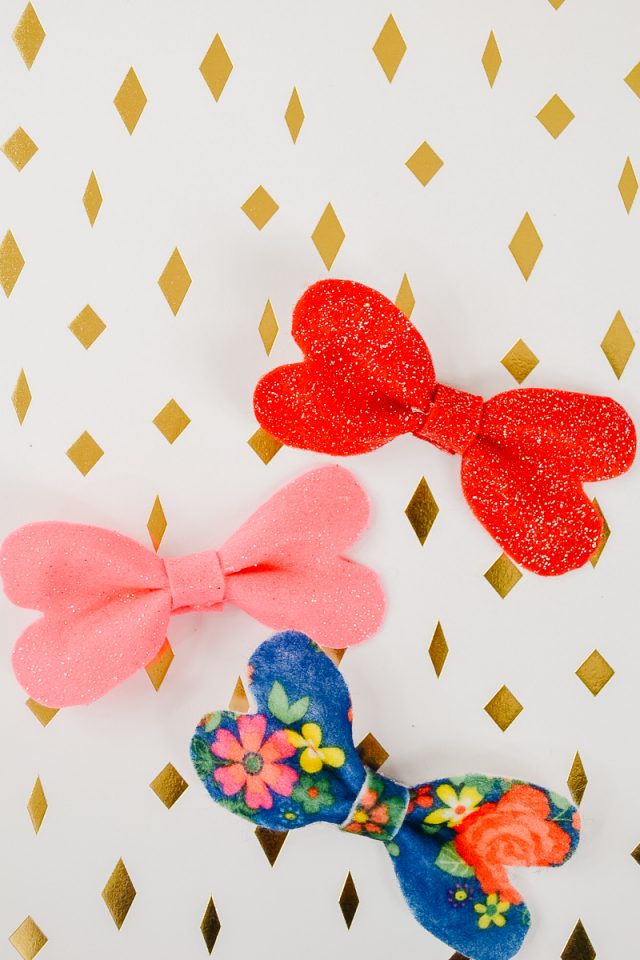 Heart Bow Tutorial and Free Pattern