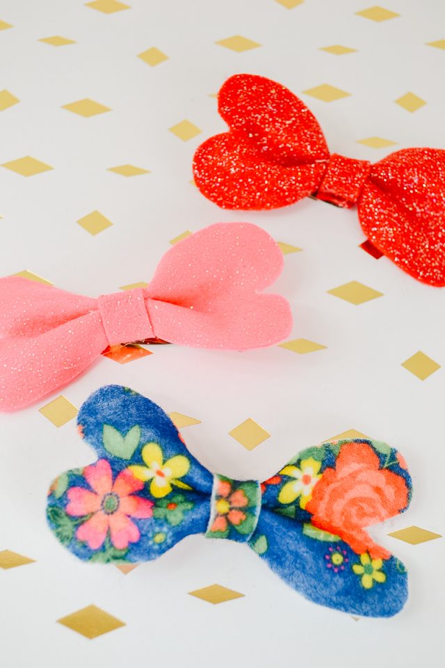 free valentine heart bow cut file