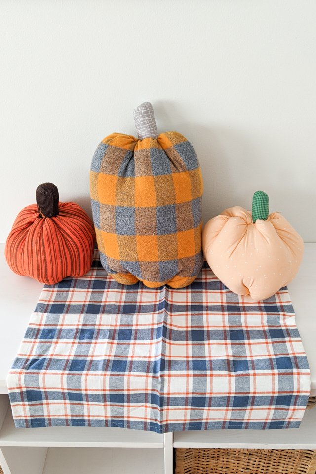 make fabric pumpkins