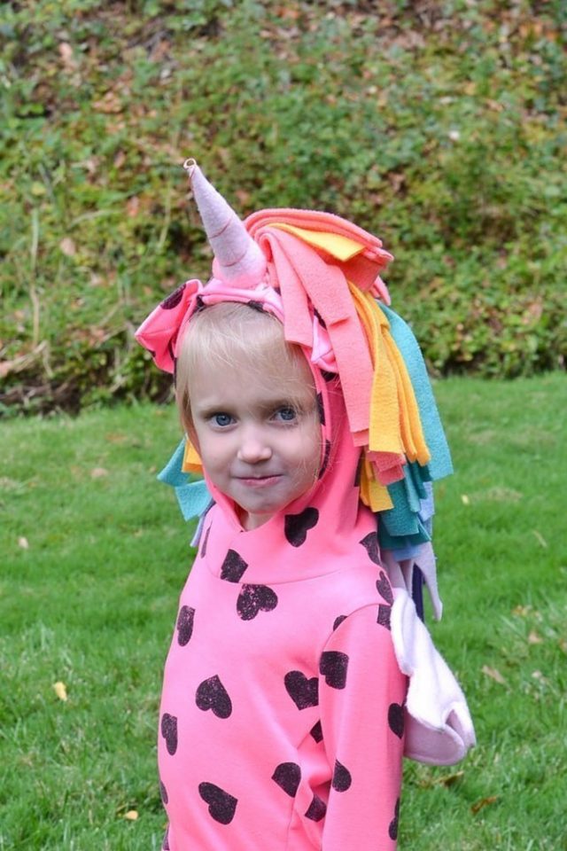 How to Make a Rainbow Unicorn Costume // heatherhandmade.com