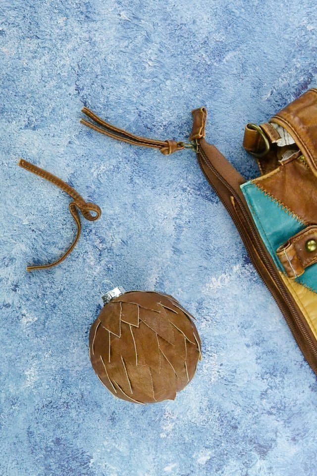 DIY Leather Ornament Tutorial // heatherhandmade.com