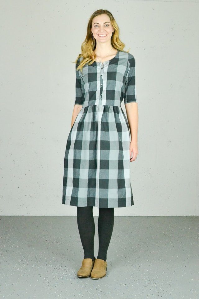 How to Use Quilting Cotton for Clothing // heatherhandmade.com