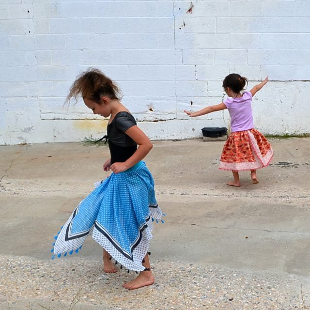 Refashioned Skirt Tutorial with Scarves // heatherhandmade.com