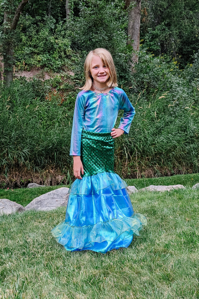 make mermaid skirt costume