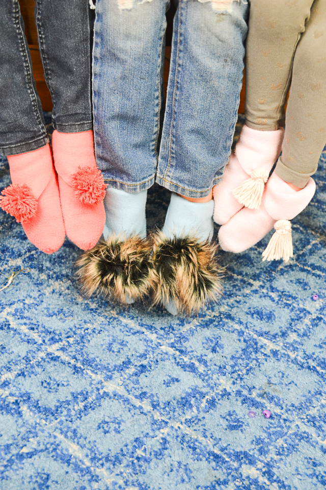 DIY Slippers with Fleece Fabric