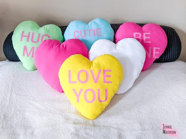 make a heart pillow