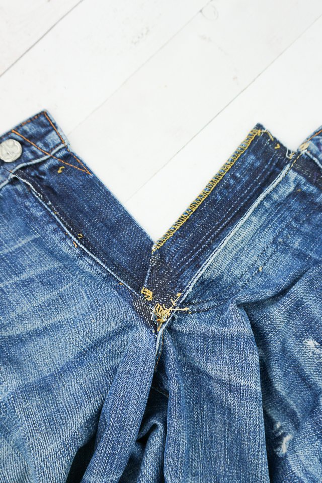 remove jean stitches