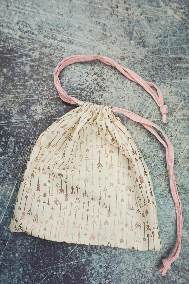 sew a drawstring bag