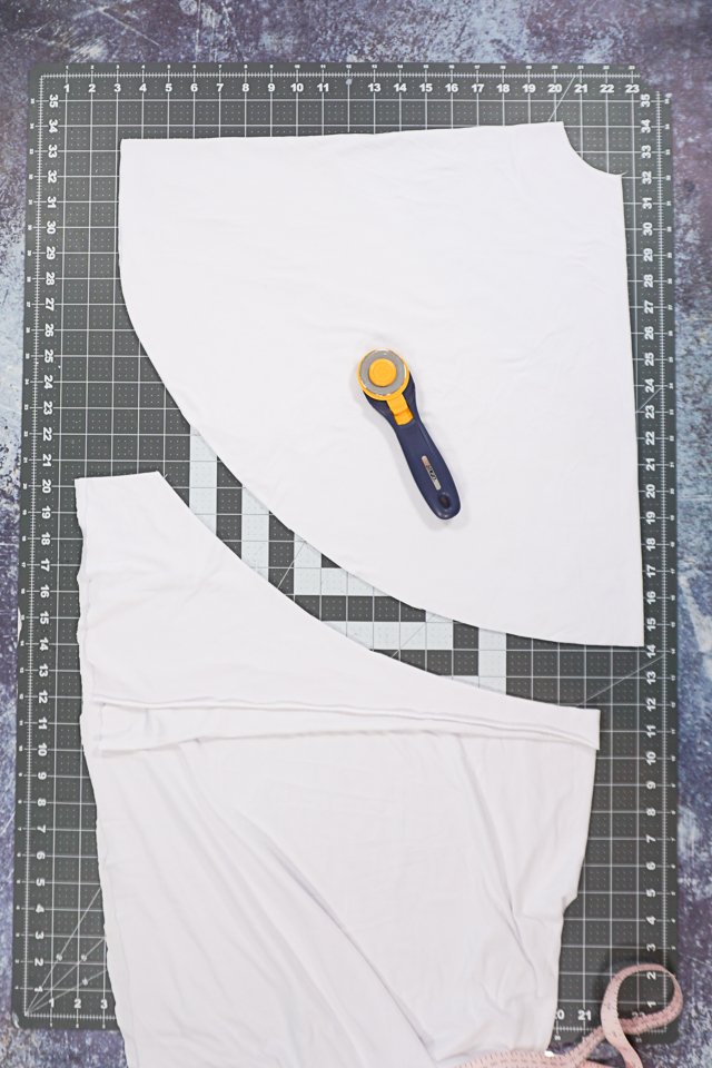 homemade dog ghost costume cut a circle from the fabric