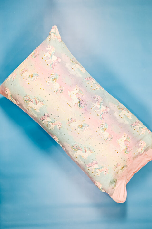 sew a pillowcase