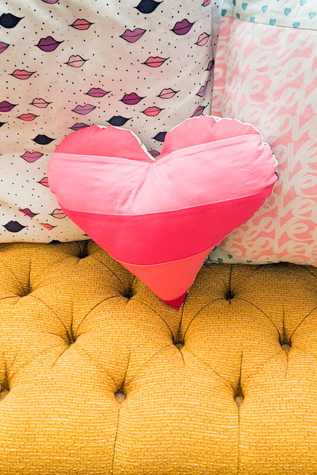 Heart clearance cushion pattern