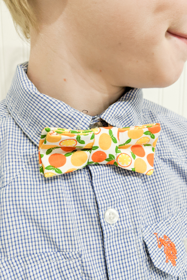 butterfly bow tie pattern