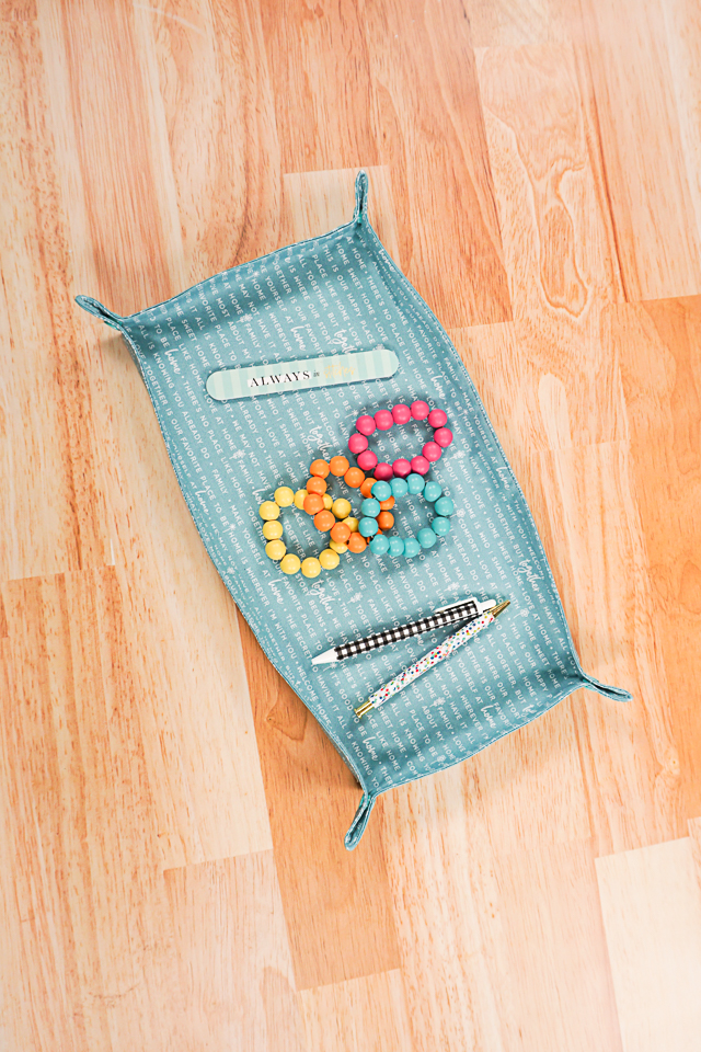 How to Make a DIY Fabric Tray