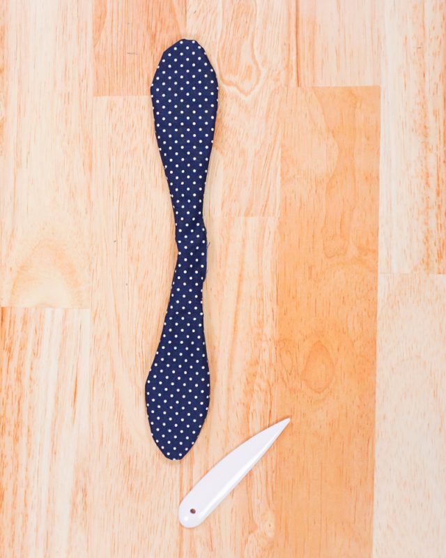 turn bow right side out