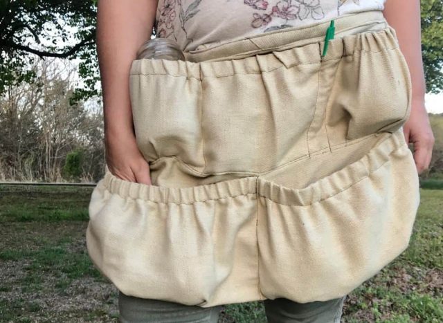 foraging apron pattern