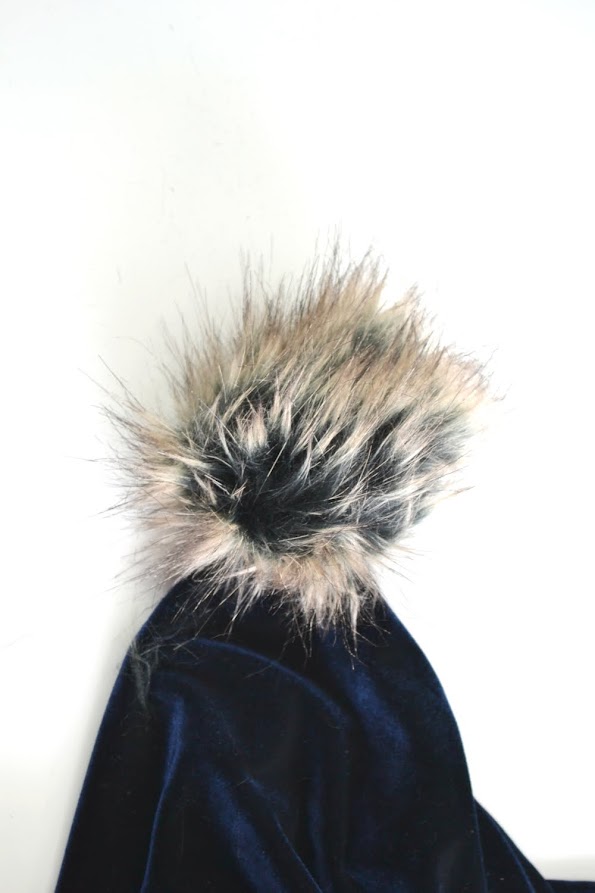 diy fur pompom