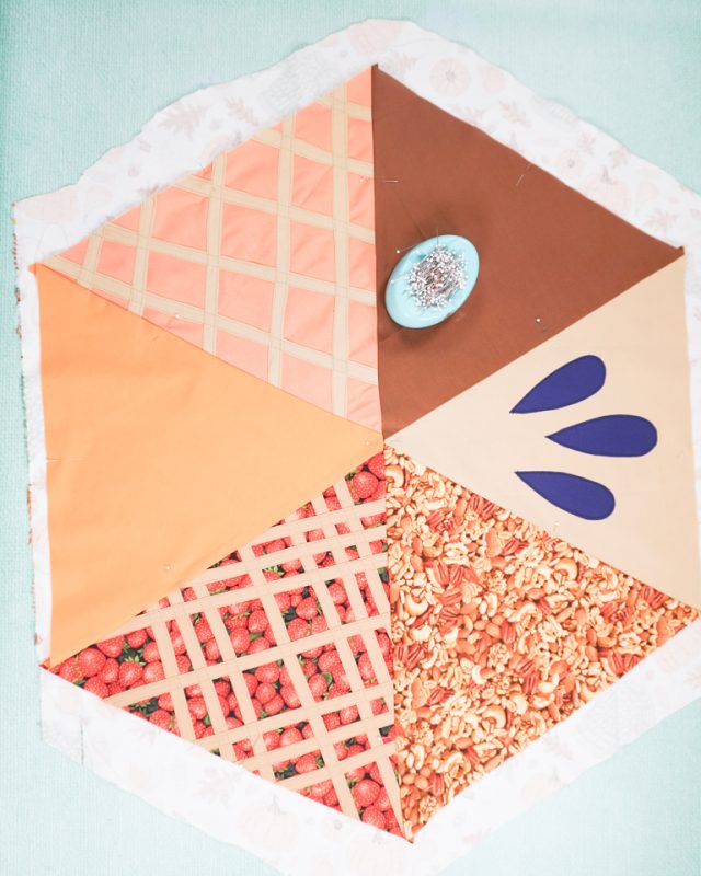 make quilt sandwich and pin layers