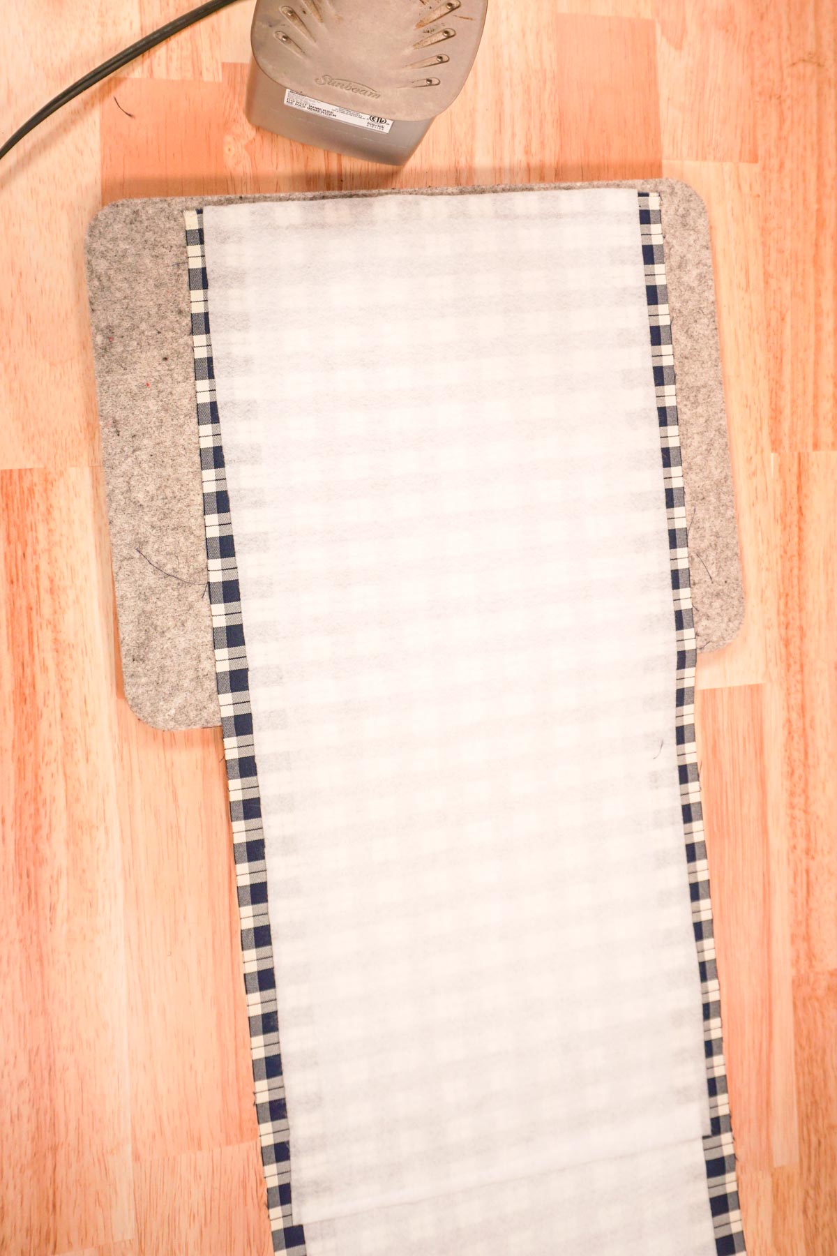 apply fusible fleece to one side