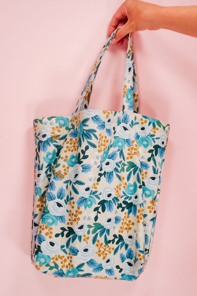 How to Sew a Tote Bag the Easy Way