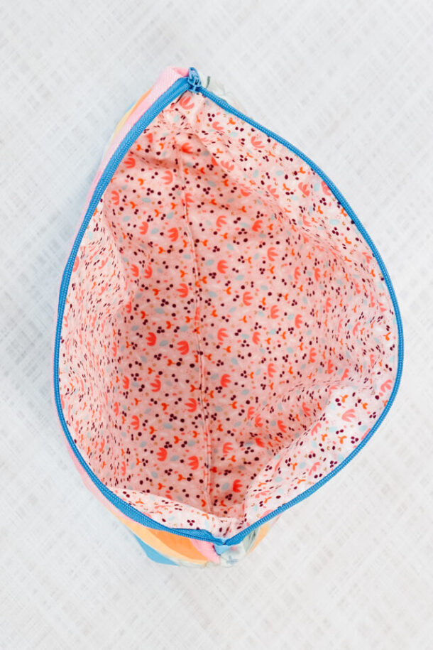 Free Curved Top Zipper Pouch Pattern • Heather Handmade