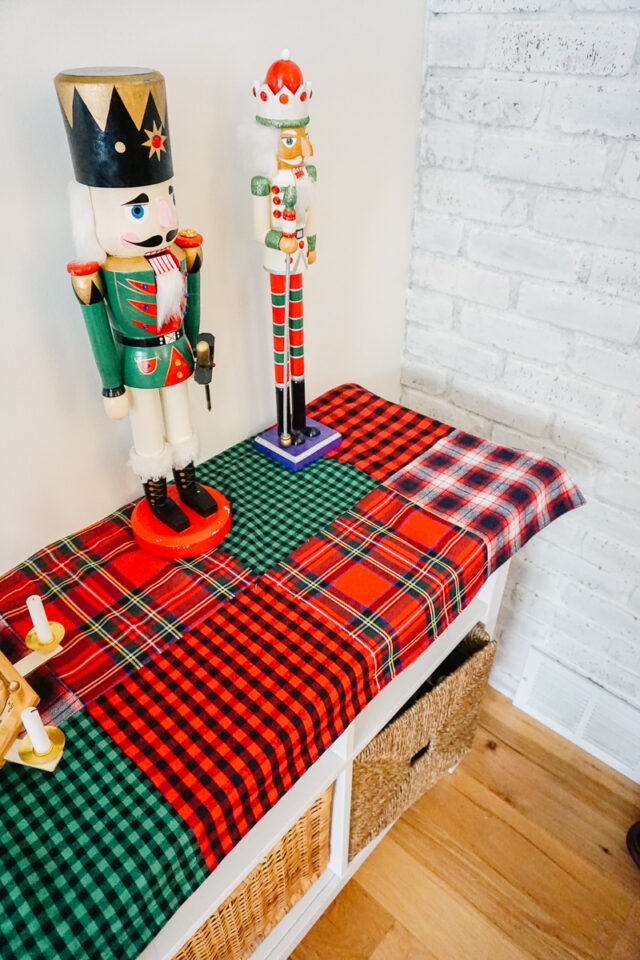 Free Christmas Table Runner Pattern