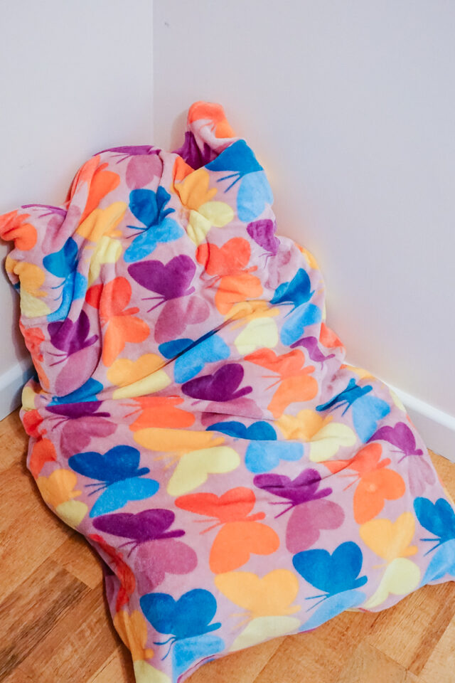 DIY Stuffie Storage: Bean Bag from a Blanket 3
