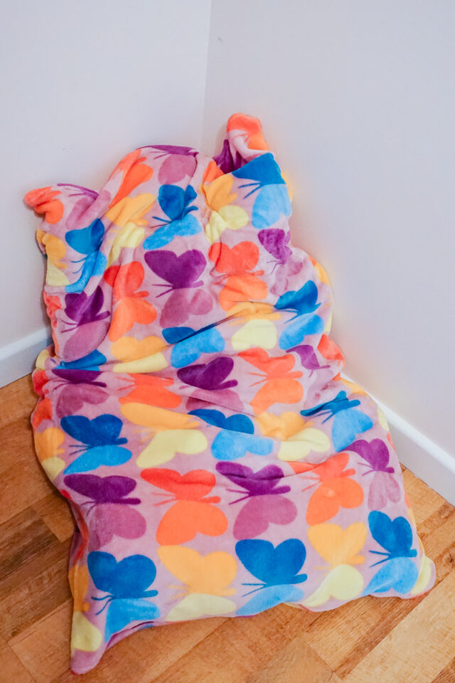DIY Stuffie Storage: Bean Bag from a Blanket 4