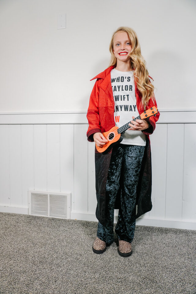 DIY Taylor Swift Costume