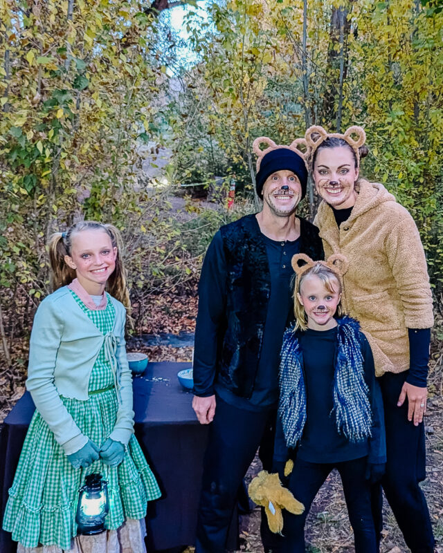 DIY Goldilocks and the Three Bears Costume