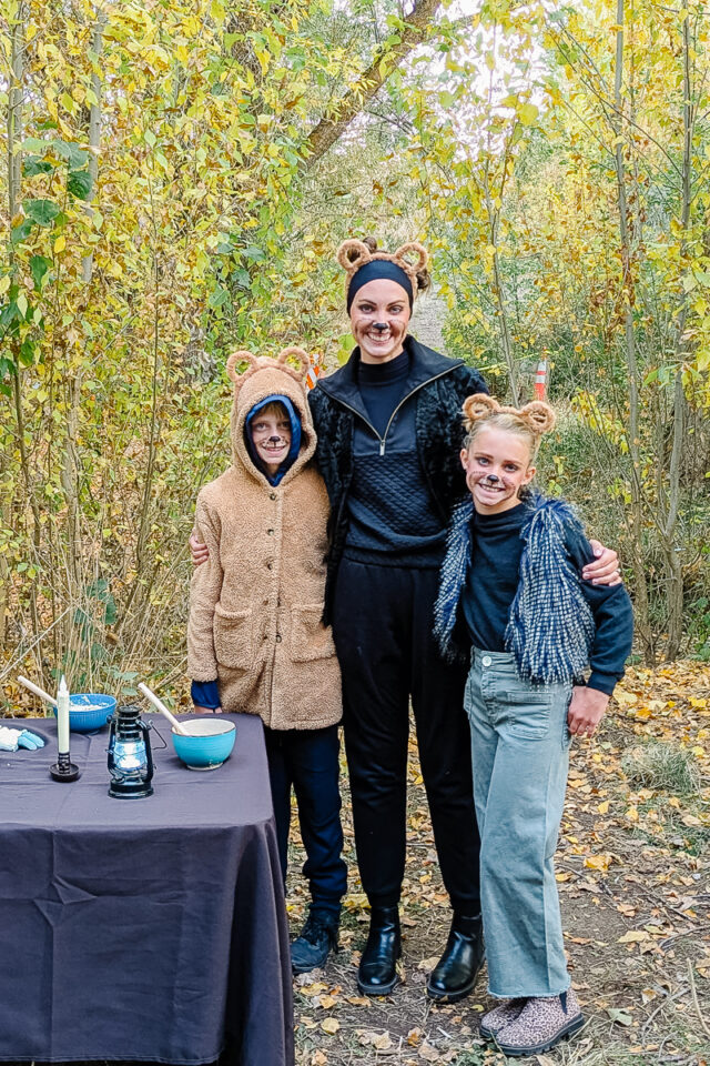 DIY Goldilocks and the Three Bears Costume