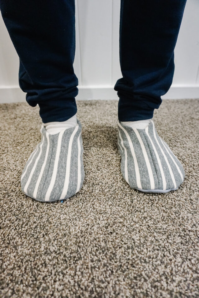 free mens slipper sewing pattern