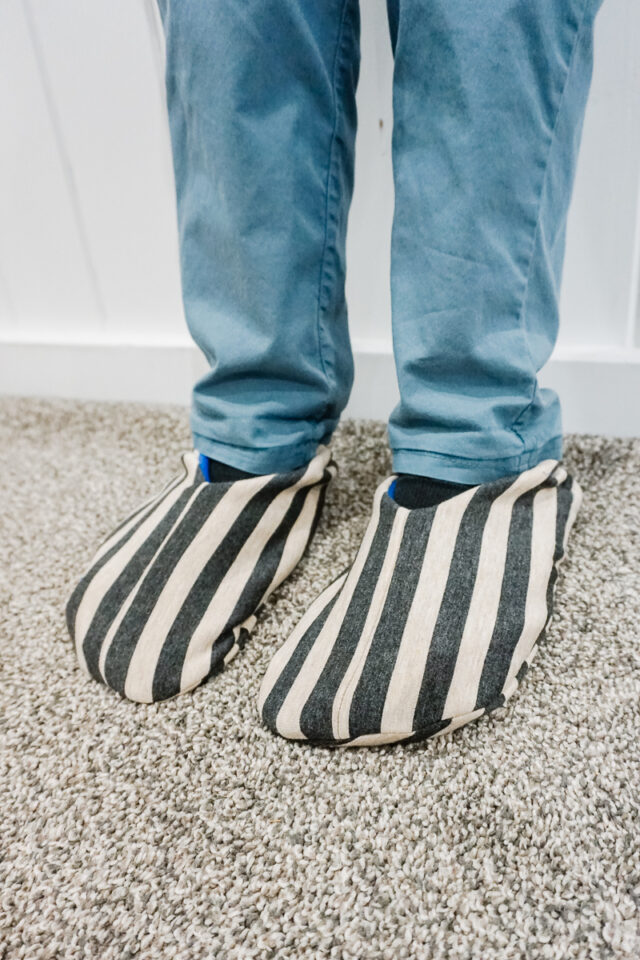 free mens slipper sewing pattern