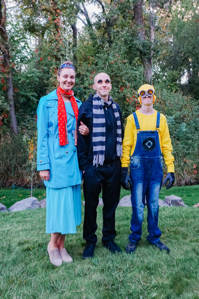 DIY Gru and Lucy Costume: Easy Couple Costume Idea
