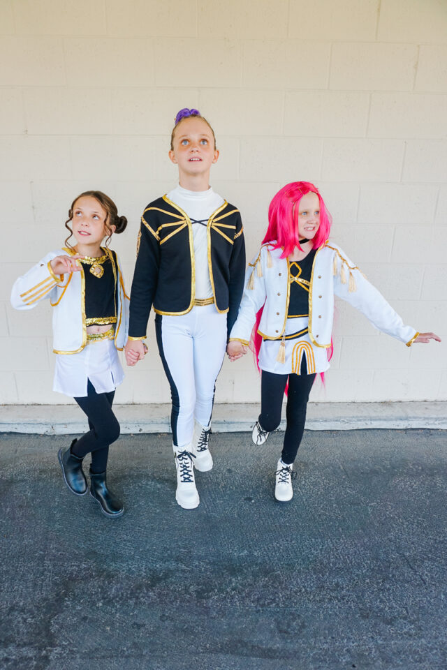 diy huntrix costume kpop demon hunters