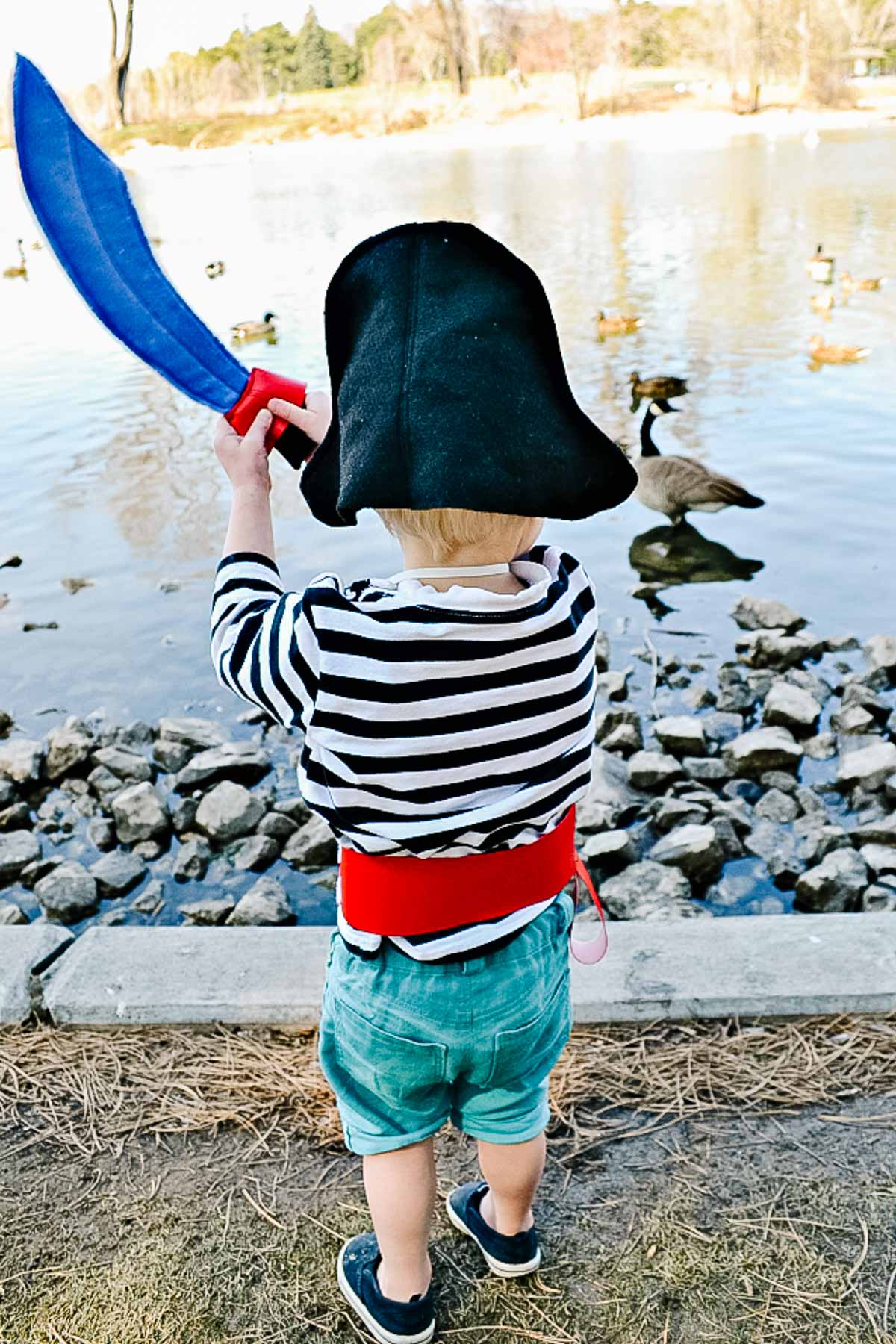diy pirate costume