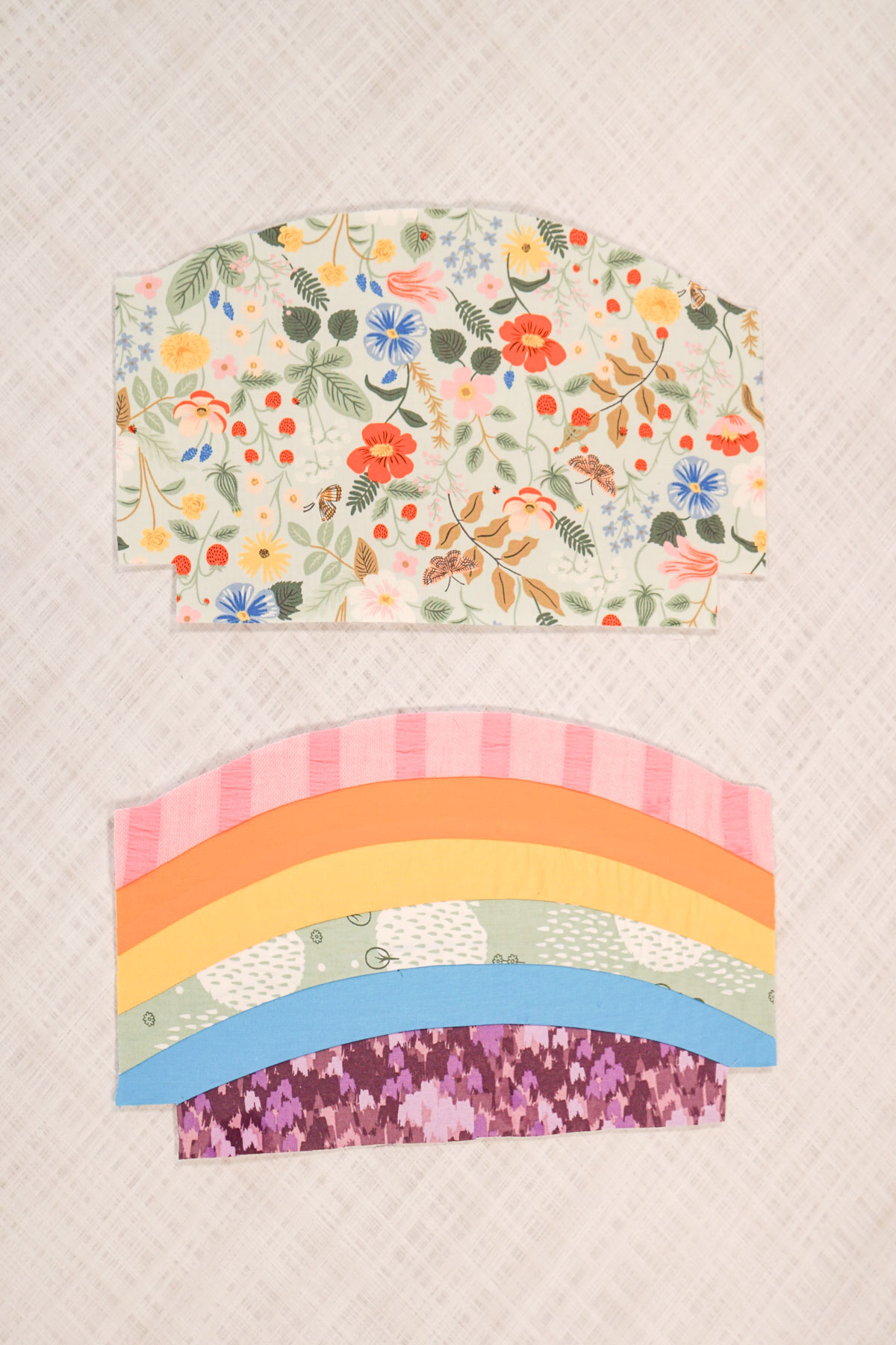 front and back of the curved top zipper pouch