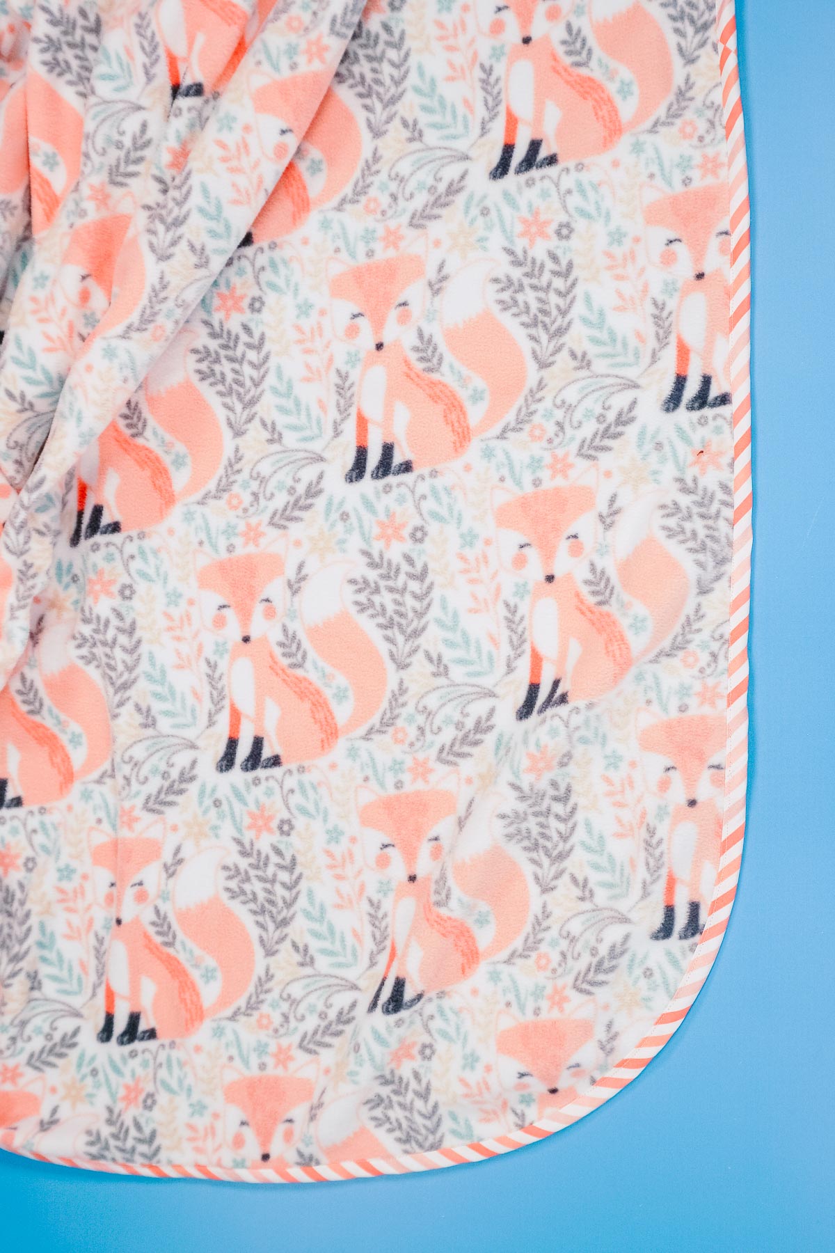 diy fleece blanket