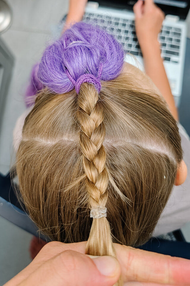 braid hair in ponytail