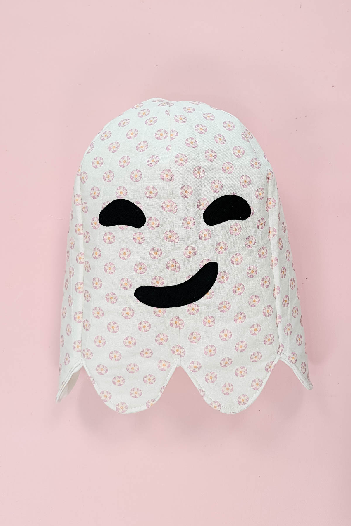 Charming Fabric Nesting Ghosts: Free Sewing Pattern