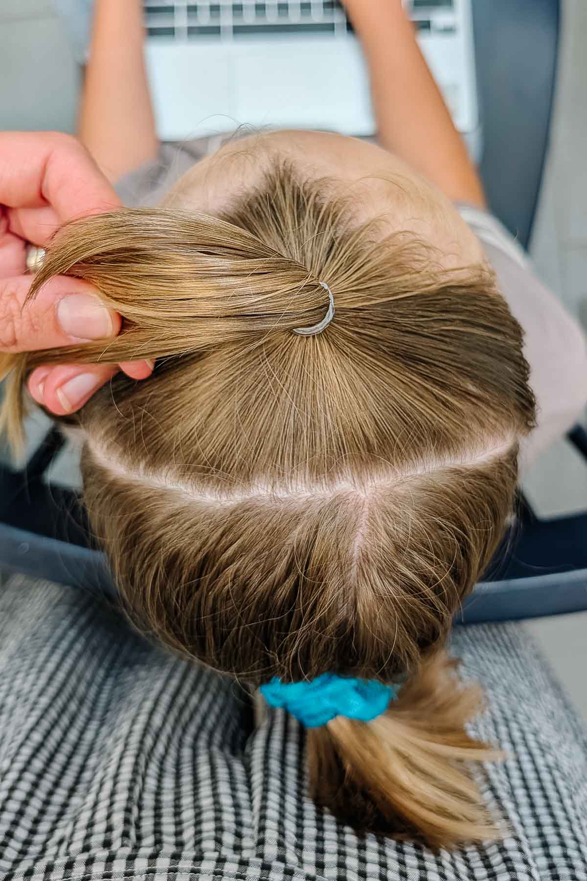 start with high top ponytail