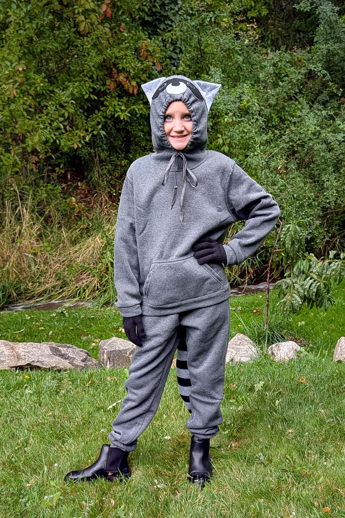 easy diy raccoon costume