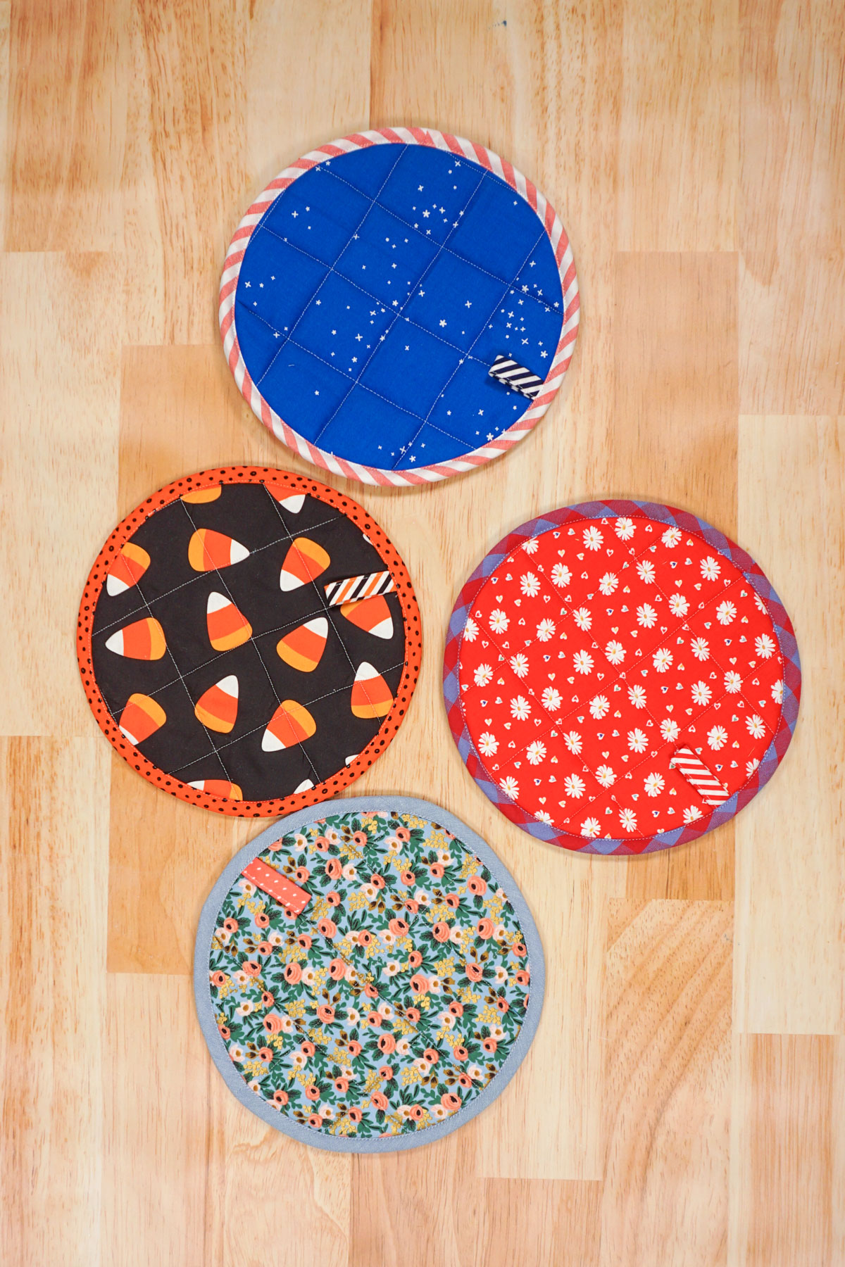 Free Pot Holder Sewing Pattern: Circle and Square